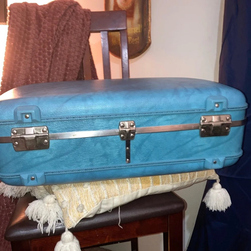 Vintage American Tourister Hard Shell Luggage Suitcase Marbled Turquoise